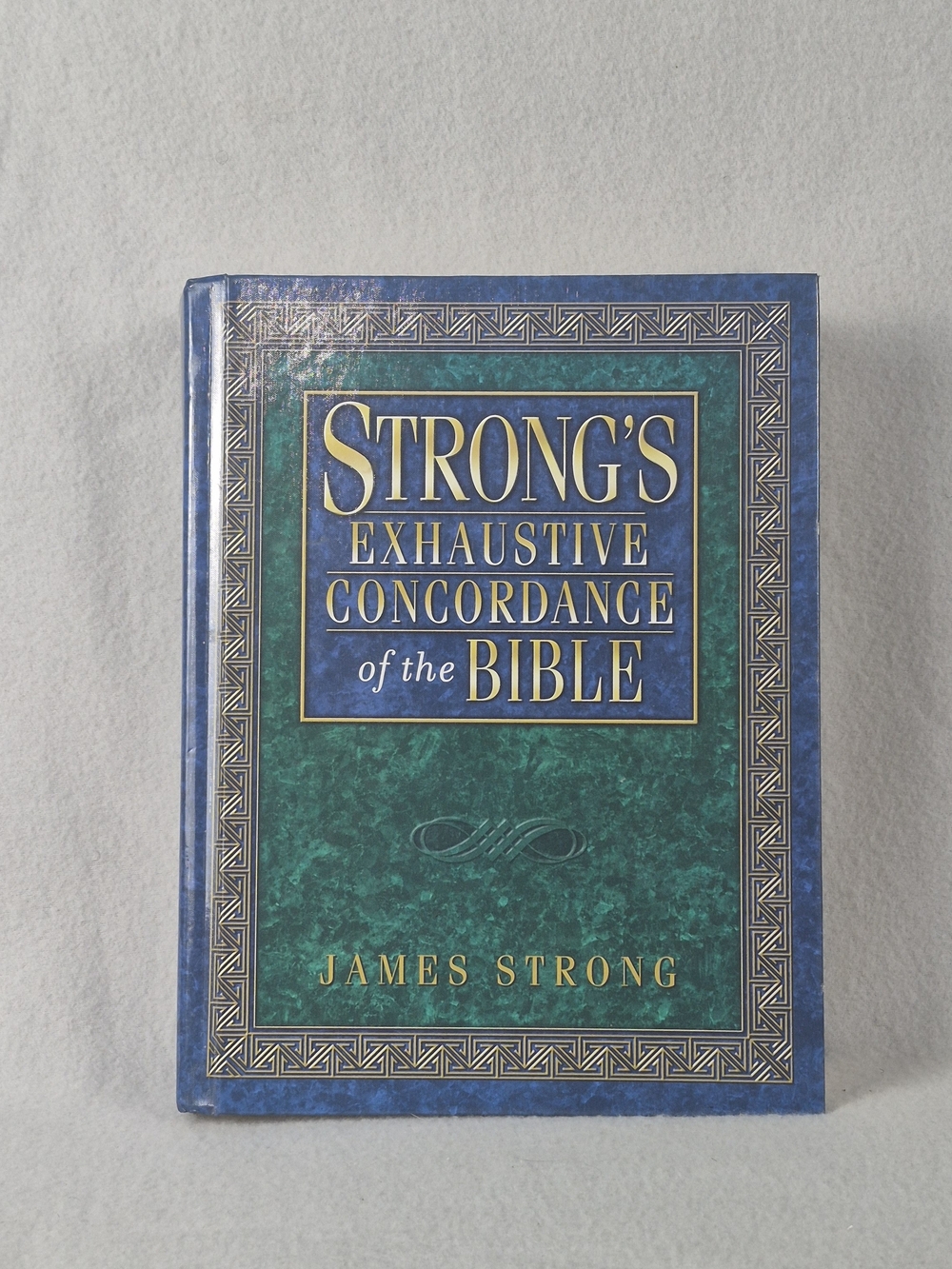 Strong's Exhaustive Concordance of the Bible - Green & Blue Hardcover